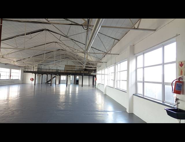 844M² FACTORY TO LET IN MAITLAND